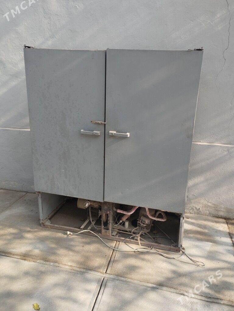 HALADINIK MOROZINIK - Garadamak - img 2