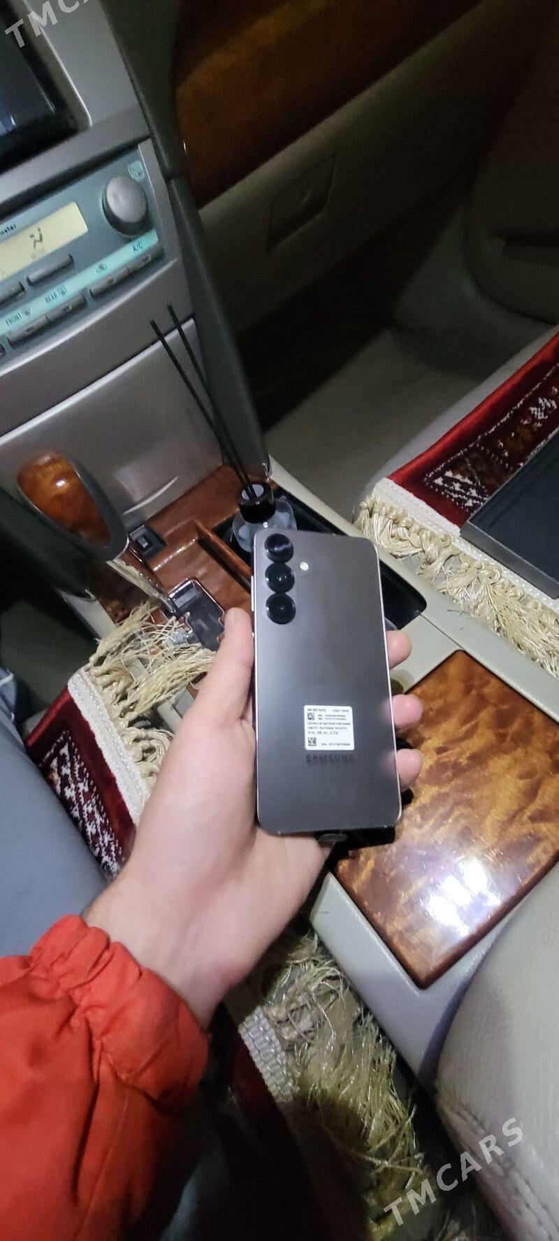 SAMSUNG S 25 - Мары - img 4