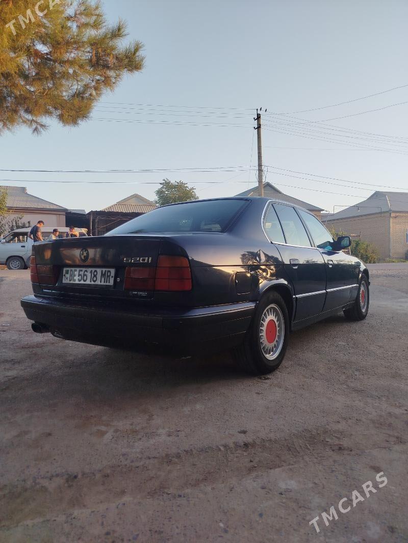 BMW 520 1992 - 35 000 TMT - Murgap - img 1