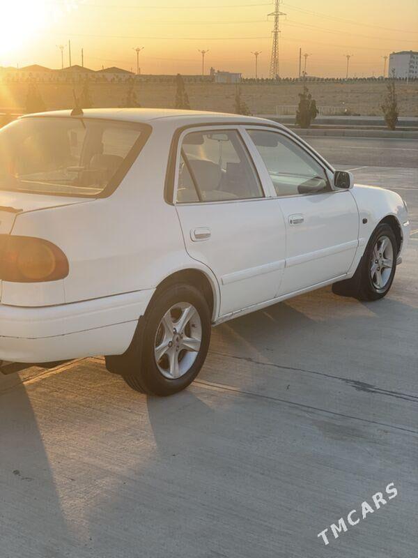 Toyota Corolla 2000 - 75 000 TMT - Гумдаг - img 5