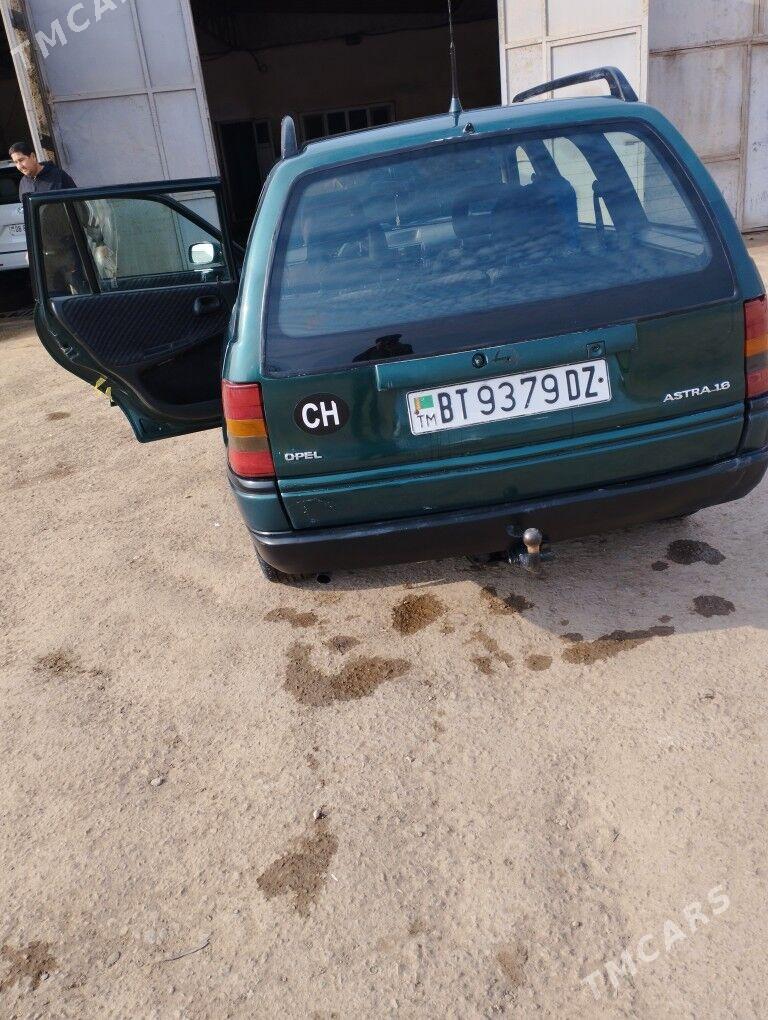 Opel Astra 1995 - 50 000 TMT - Гурбансолтан Едже - img 5