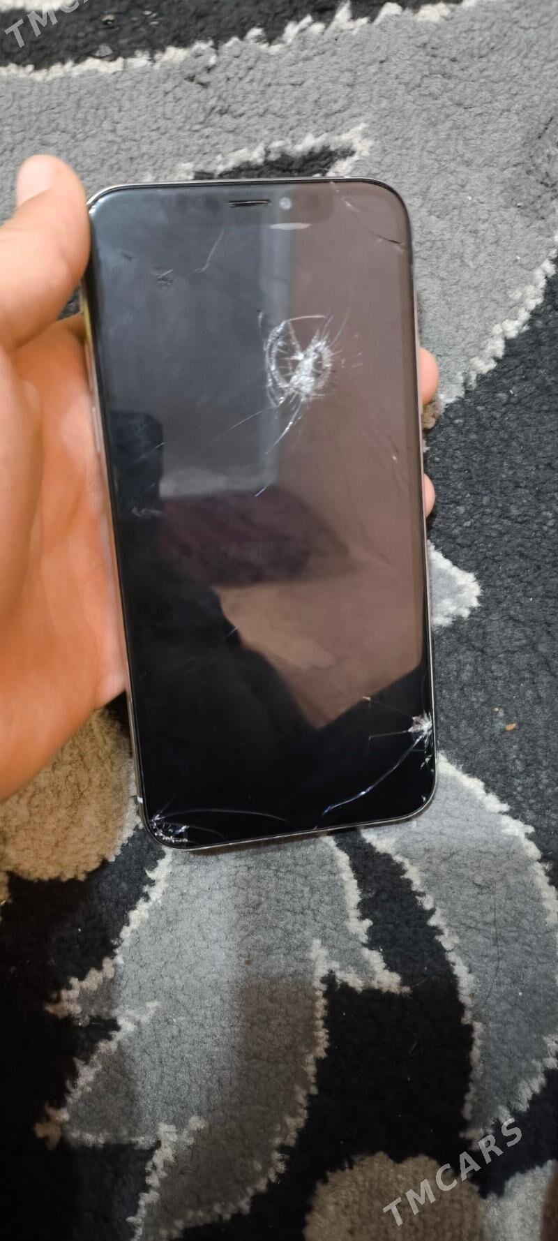 iphone xs - Мары - img 2