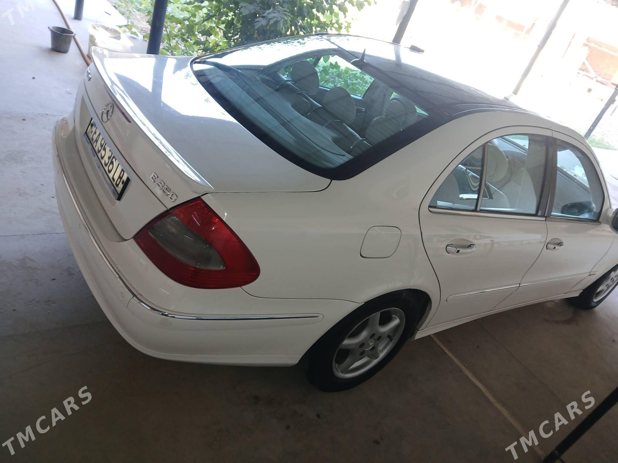 Mercedes-Benz E320 2003 - 140 000 TMT - Ходжамбаз - img 3