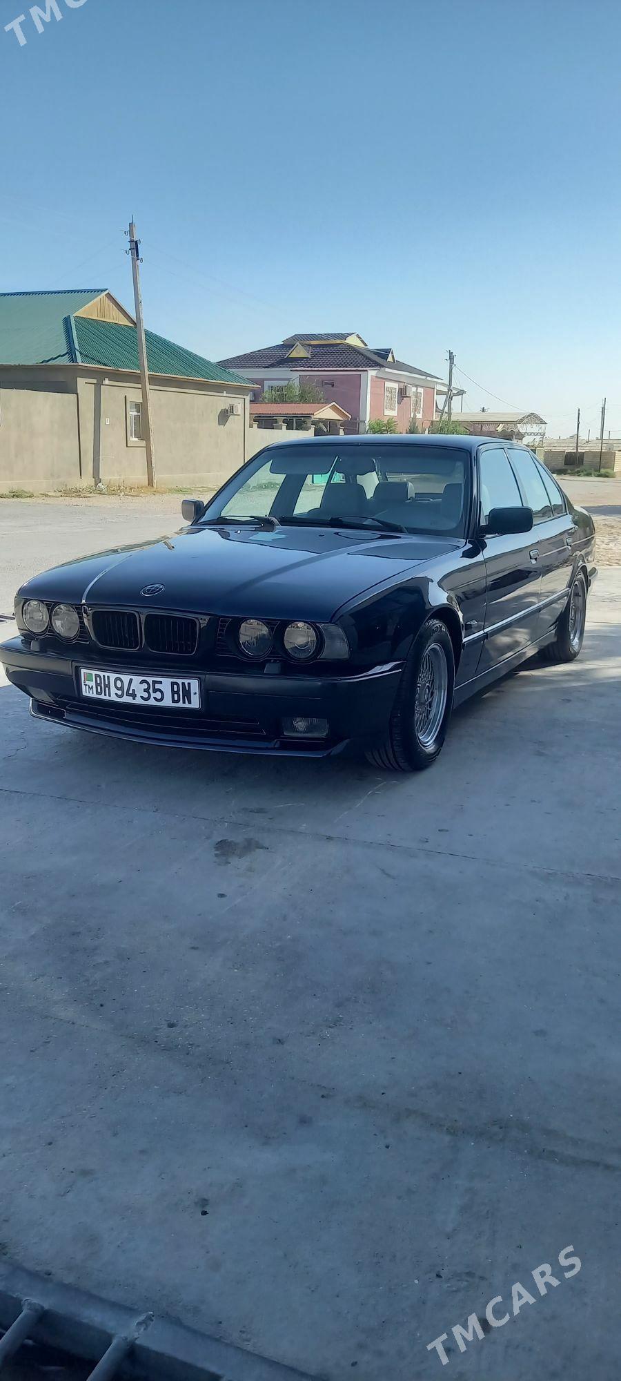BMW E34 1998 - 105 000 TMT - Balkanabat - img 2