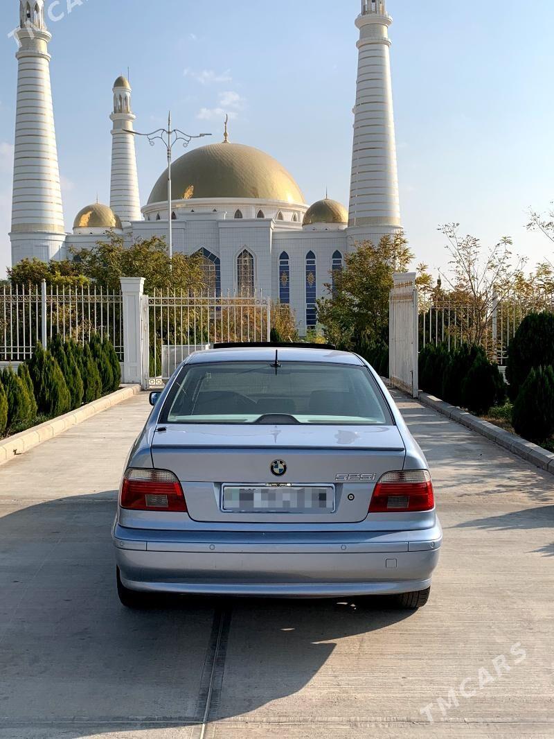 BMW E39 2003 - 140 000 TMT - Балканабат - img 8