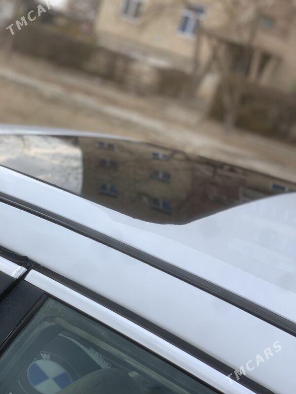 BMW 528 1999 - 76 000 TMT - Дянев - img 3