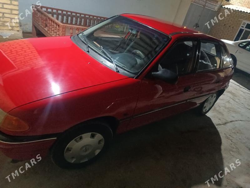 Opel Astra 1993 - 35 000 TMT - Мары - img 3