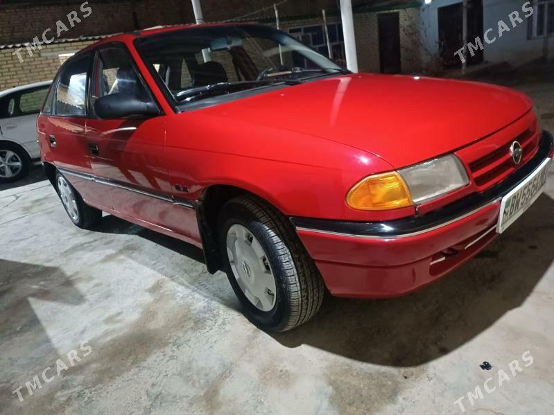 Opel Astra 1993 - 35 000 TMT - Мары - img 1