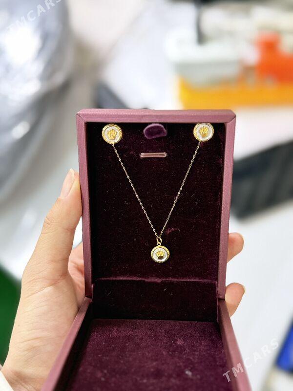 Gyzyl komplekt - Baýramaly - img 2