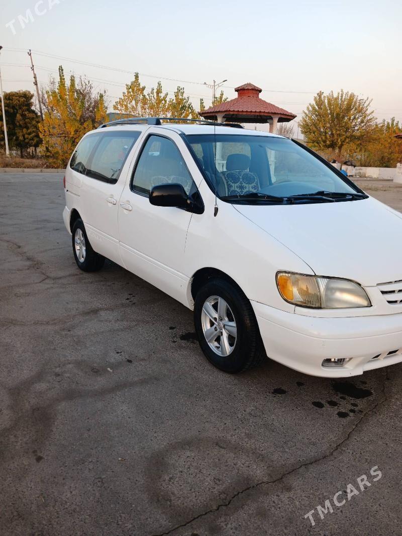 Toyota Sienna 2001 - 160 000 TMT - Туркменабат - img 3