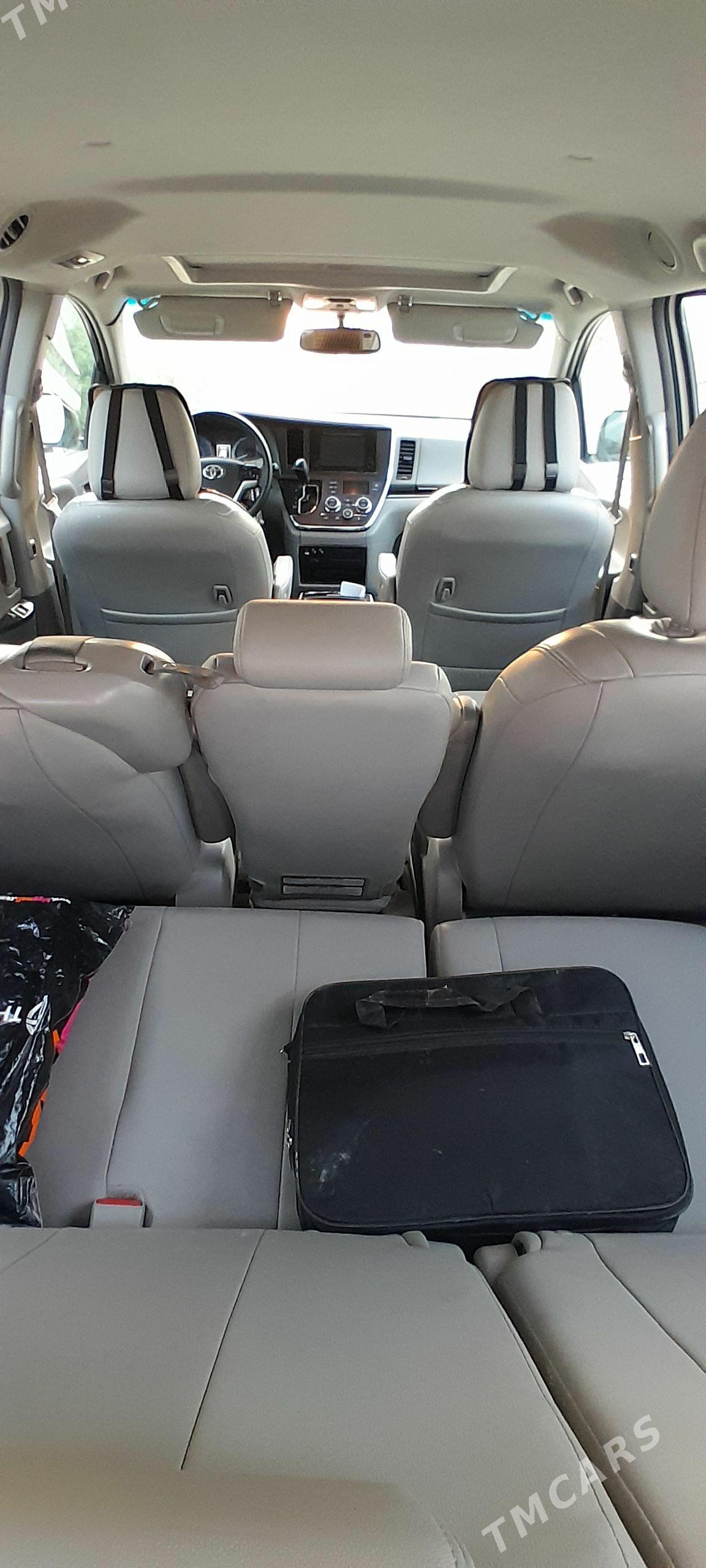 Toyota Sienna 2016 - 340 000 TMT - Ашхабад - img 1