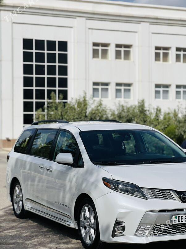 Toyota Sienna 2019 - 460 000 TMT - Büzmeýin GRES - img 2