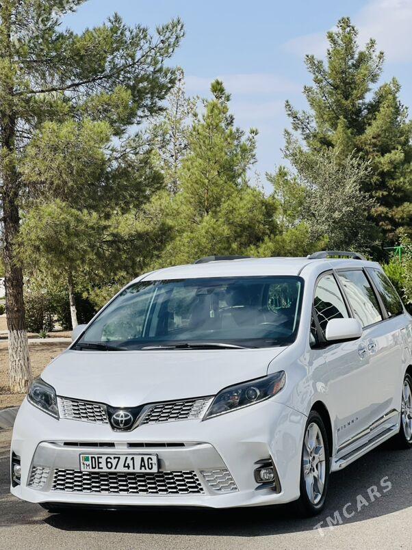 Toyota Sienna 2019 - 460 000 TMT - Büzmeýin GRES - img 3