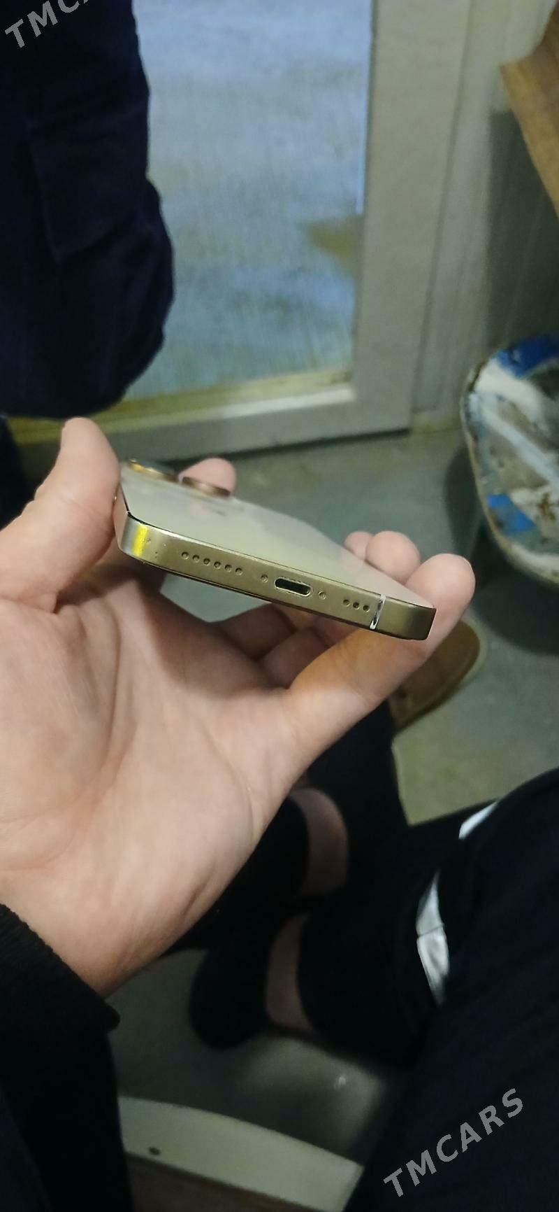 iPhone x 16 pro owrulen - 30 mkr - img 4