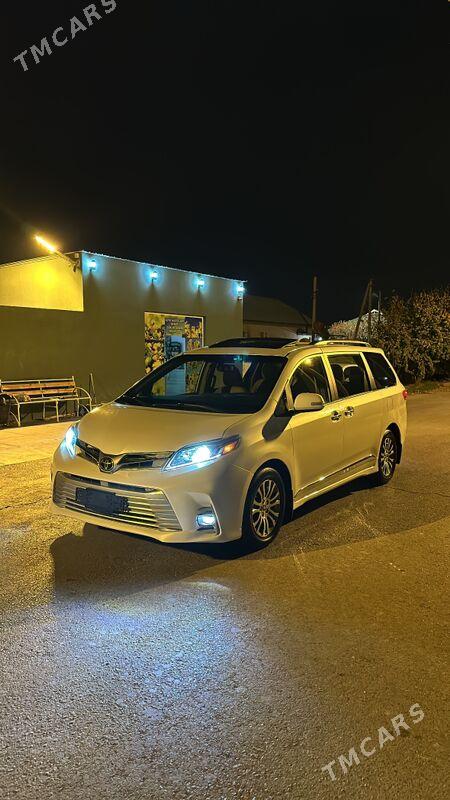 Toyota Sienna 2020 - 480 000 TMT - Ашхабад - img 10