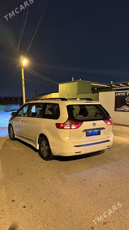 Toyota Sienna 2020 - 480 000 TMT - Ашхабад - img 5