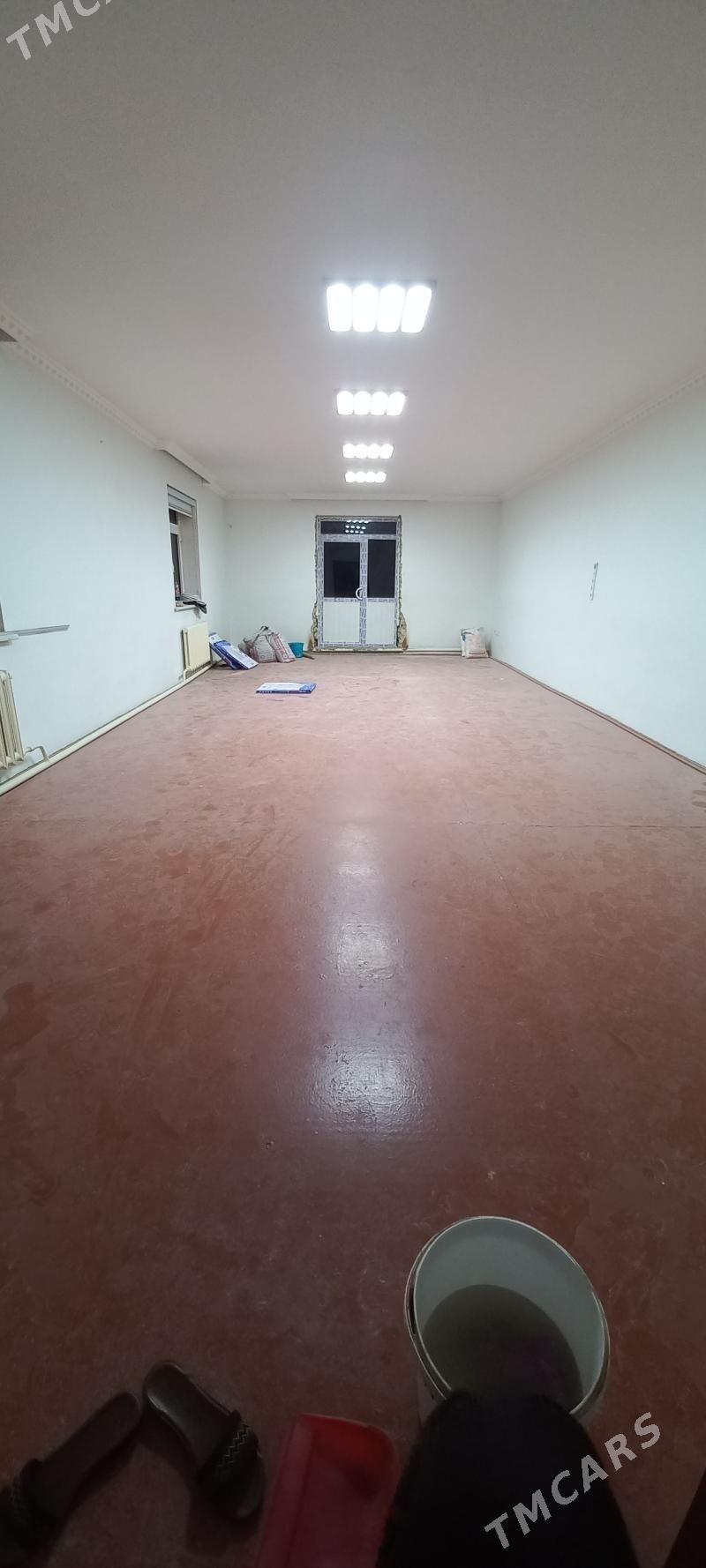 magazyn un niyetlenen - Hitrowka - img 2