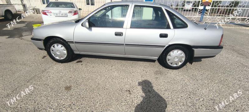 Opel Vectra 1990 - 25 000 TMT - Туркменабат - img 1