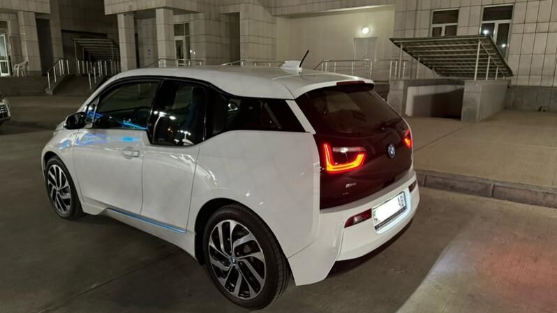 BMW i3 2015 - 600 000 TMT - Aşgabat - img 4