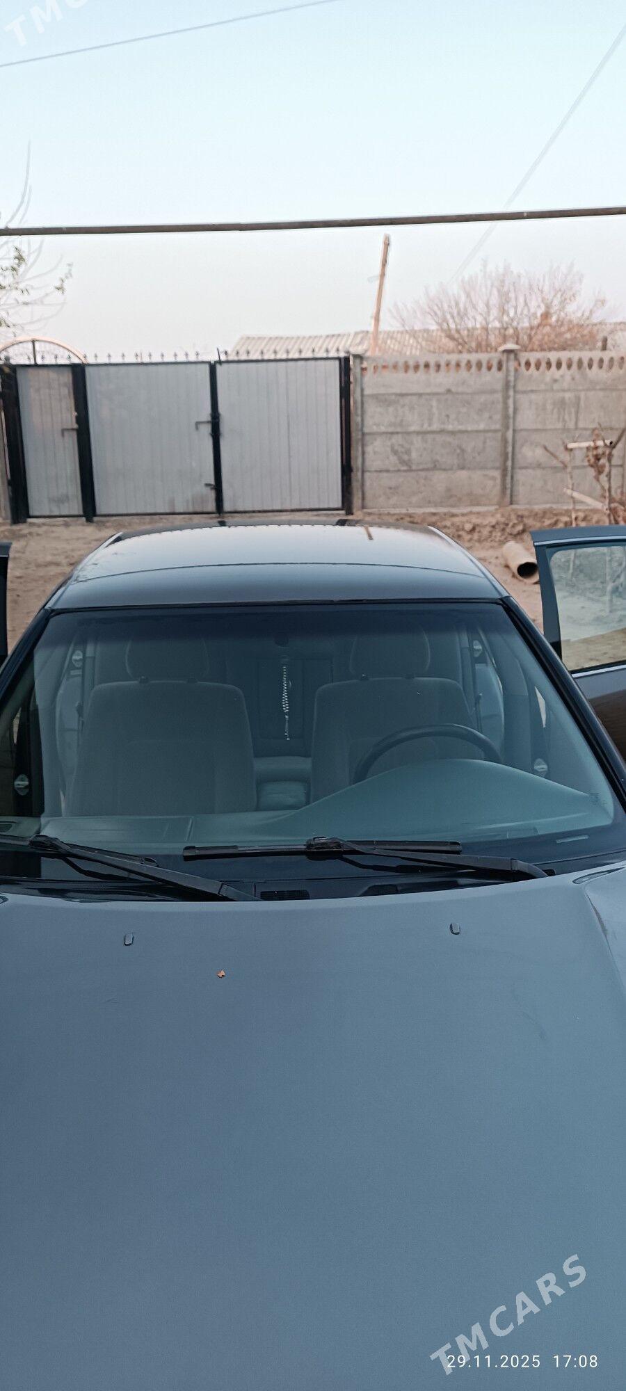 Toyota Camry 2001 - 122 000 TMT - Ёлётен - img 9