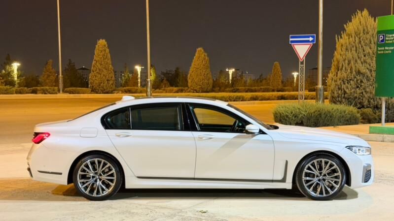 BMW 740 2021 - 1 100 000 TMT - Aşgabat - img 4