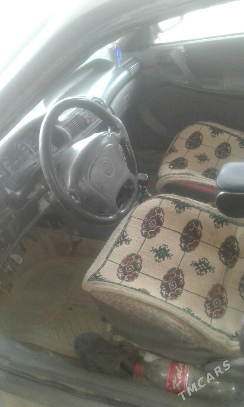 Opel Astra 1994 - 38 000 TMT - Гороглы (Тагта) - img 4