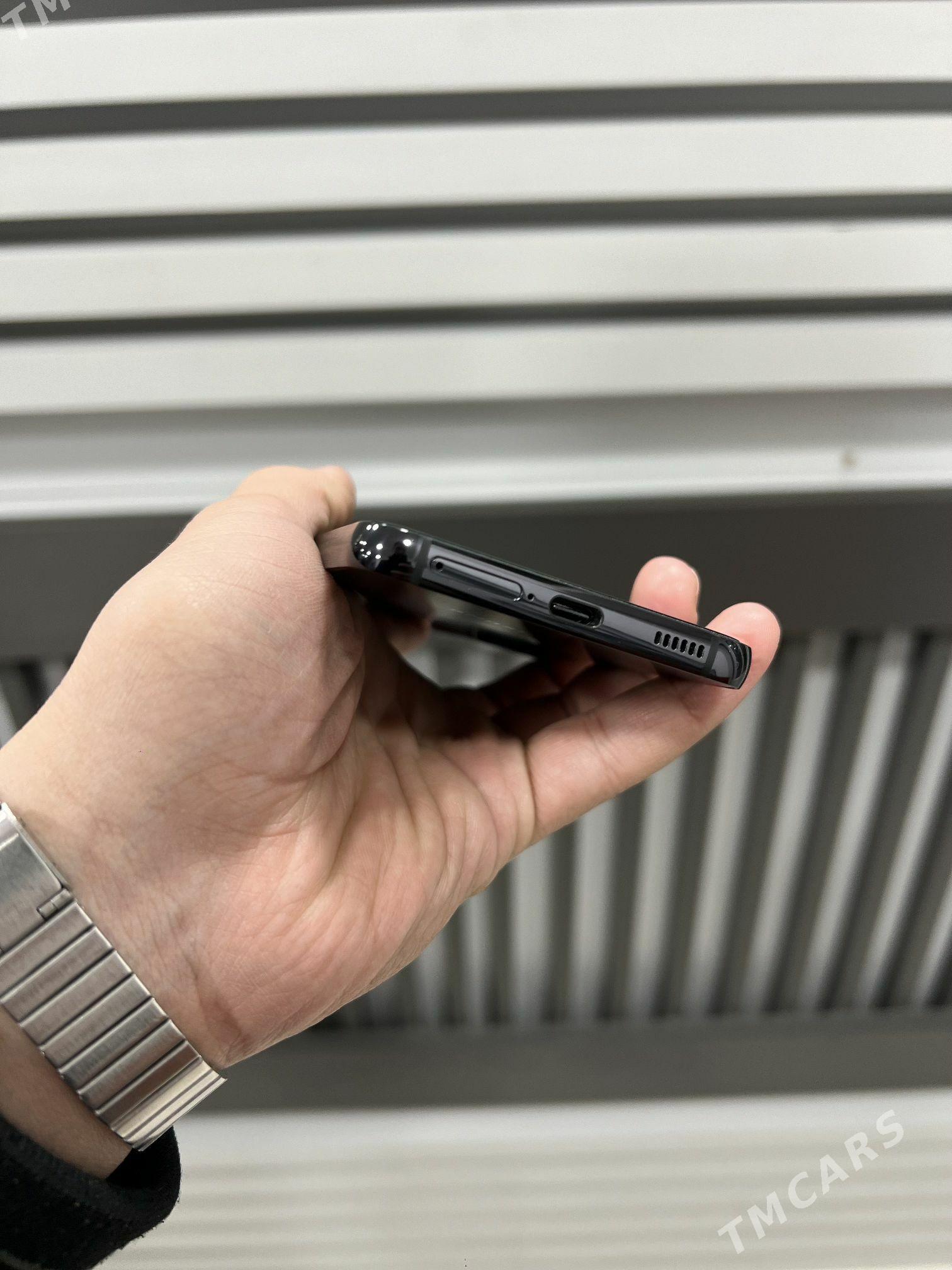 Samsung Galaxy S22 - Mary - img 5