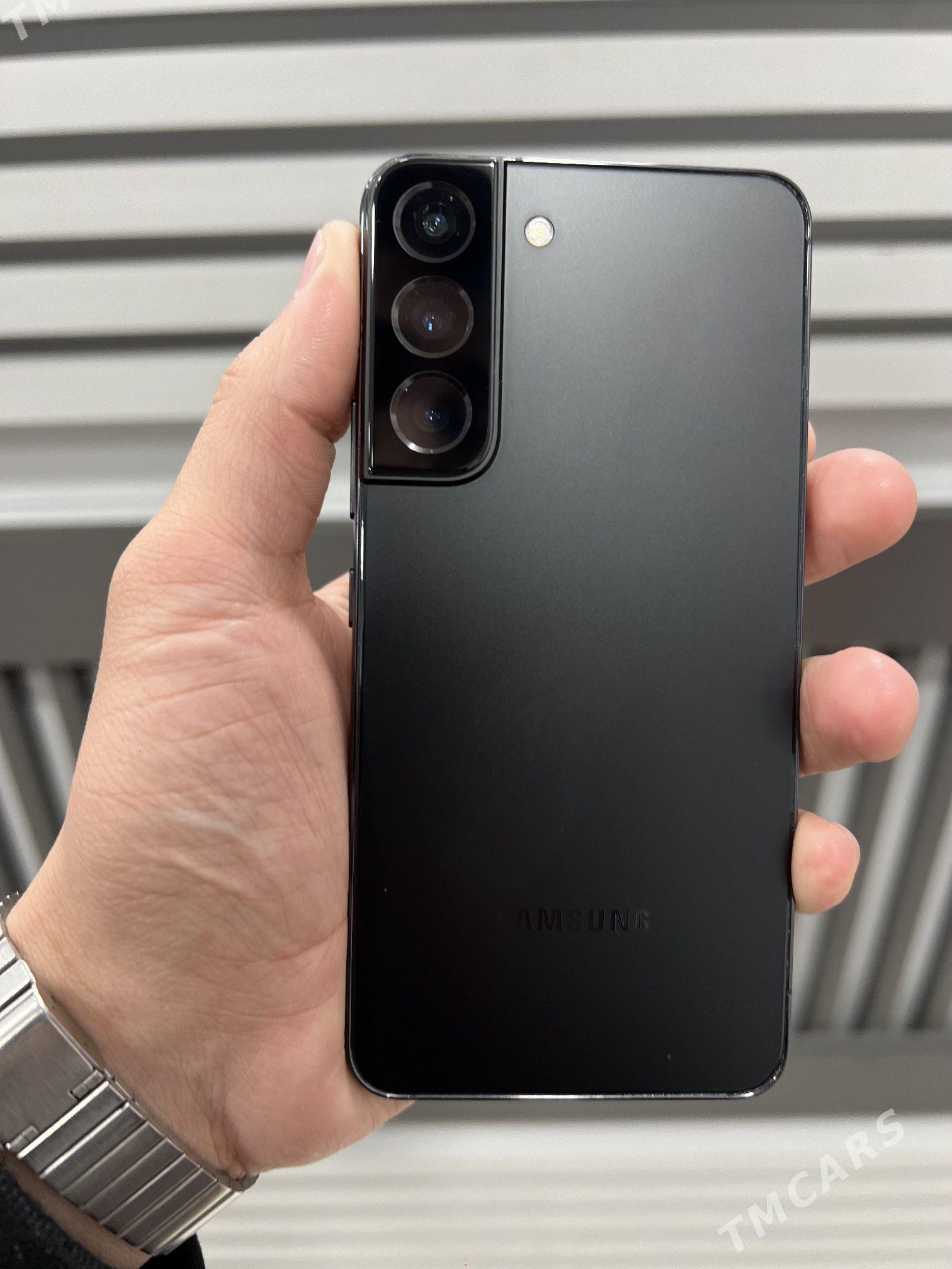 Samsung Galaxy S22 - Mary - img 1