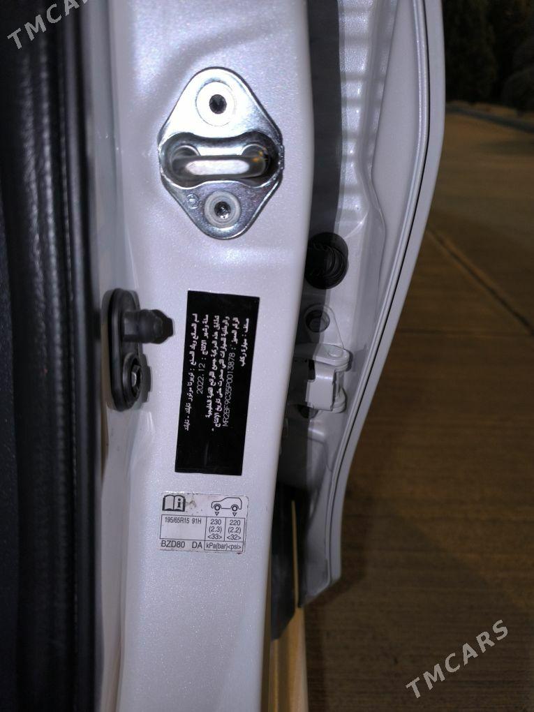 Toyota Yaris 2020 - 255 000 TMT - Aşgabat - img 9