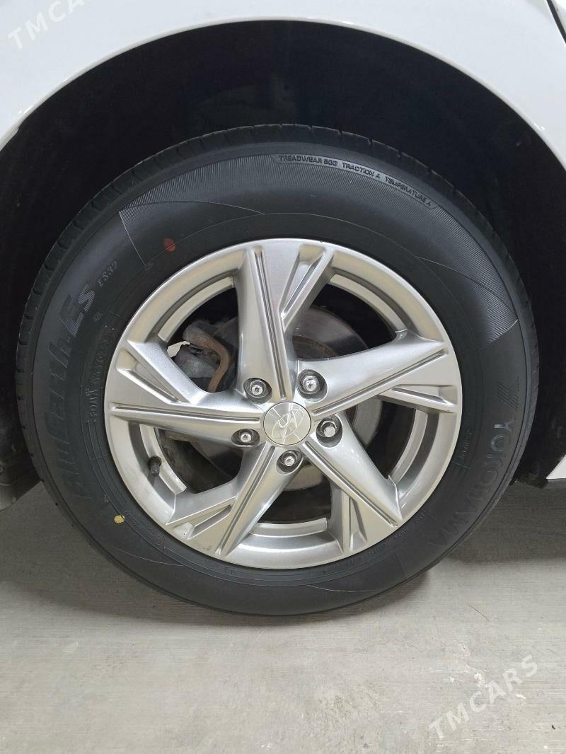 Hyundai Sonata 2020 - 280 000 TMT - ул. Подвойского (Битарап Туркменистан шаёлы) - img 4