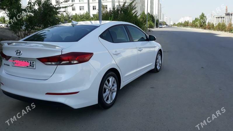 Hyundai Elantra 2018 - 180 000 TMT - Ашхабад - img 4
