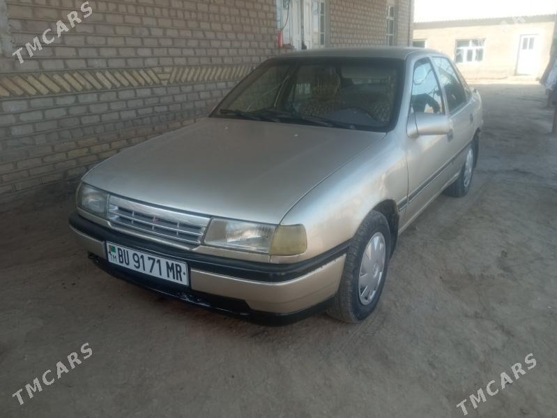 Opel Vectra 1992 - 32 000 TMT - Мары - img 1
