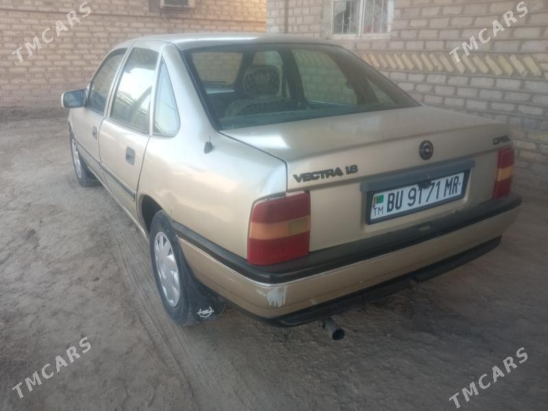 Opel Vectra 1992 - 32 000 TMT - Мары - img 4