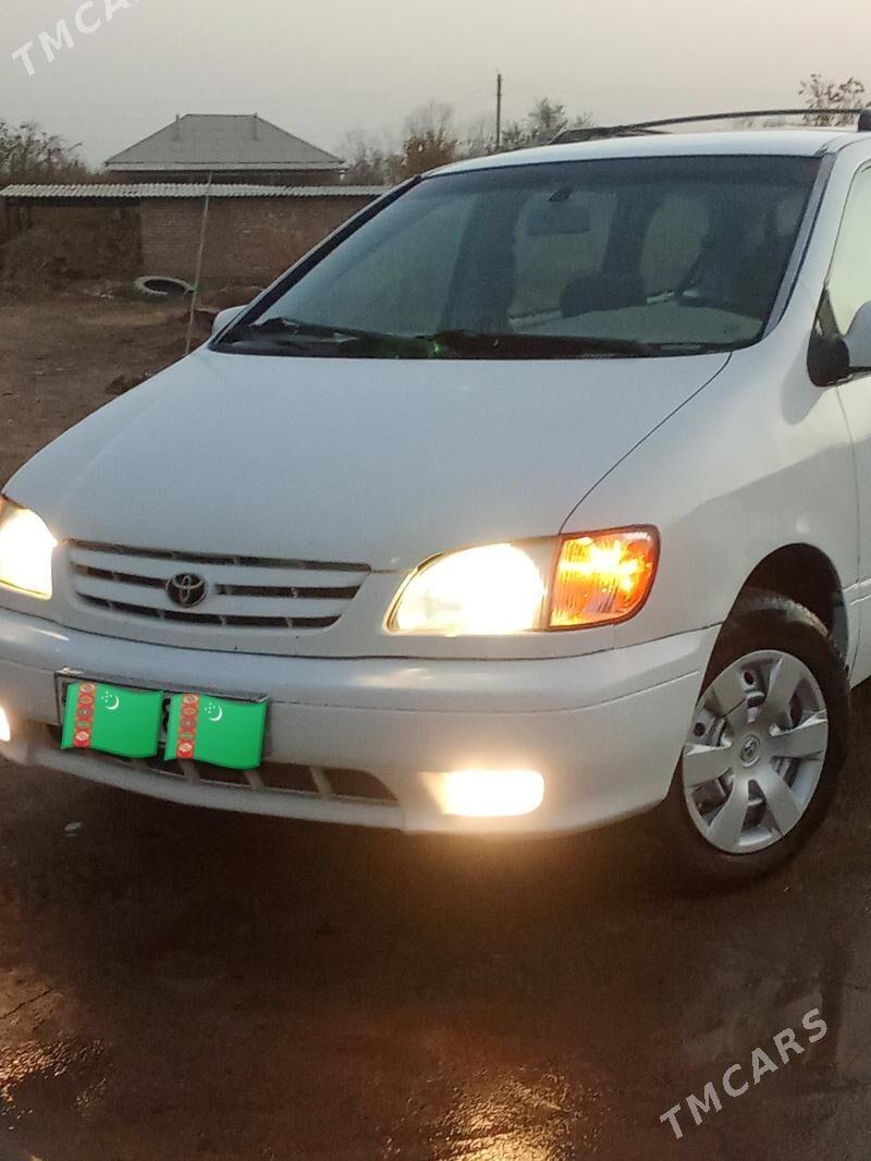 Toyota Sienna 2002 - 165 000 TMT - Tejen - img 4