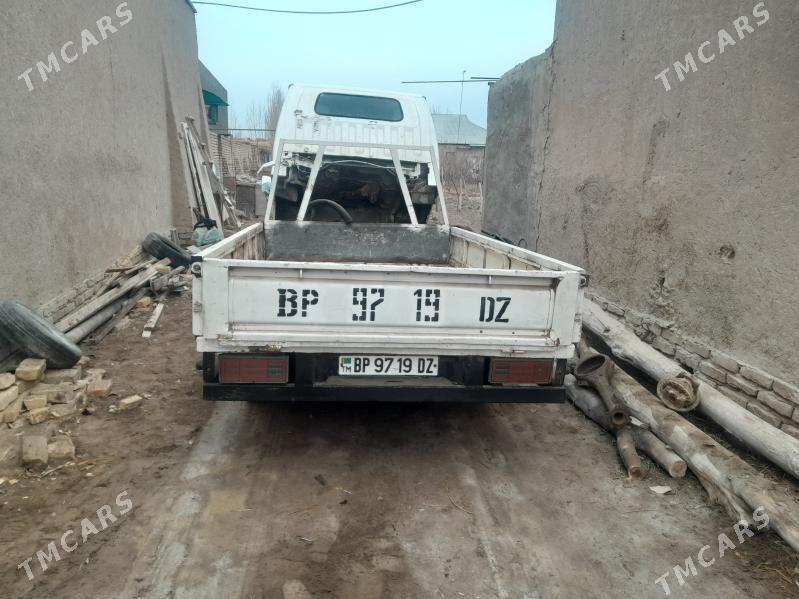 Kia Bongo 1999 - 50 000 TMT - Гурбансолтан Едже - img 2