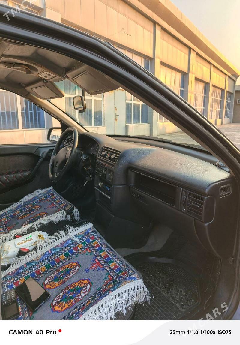 Opel Vectra 1992 - 48 000 TMT - Mary - img 5