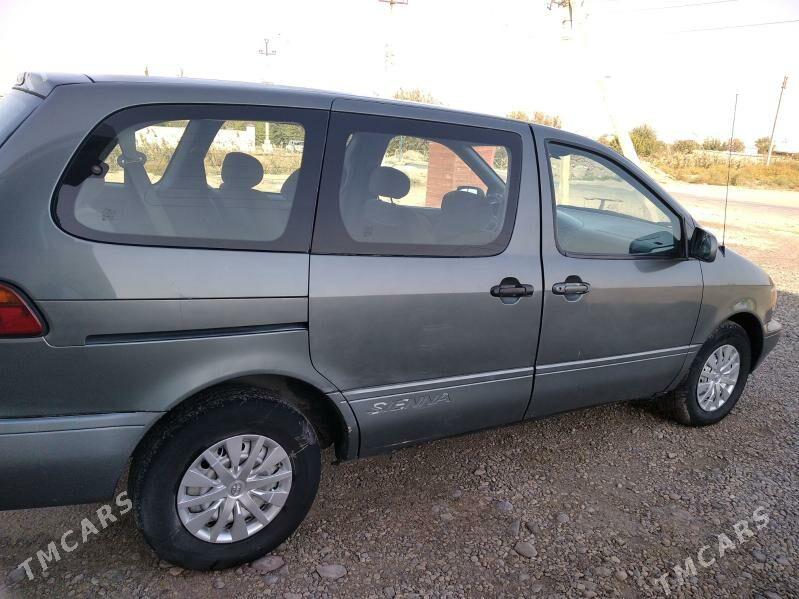 Toyota Sienna 1999 - 123 000 TMT - Мары - img 7