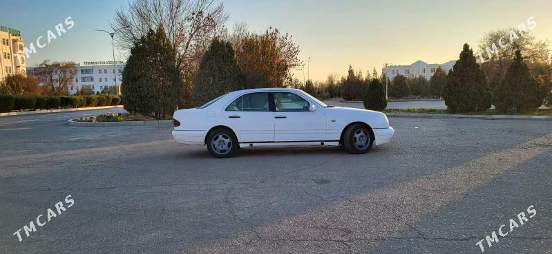 Mercedes-Benz E320 1997 - 58 000 TMT - Дашогуз - img 4
