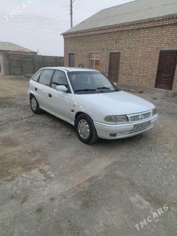 Opel Astra 1995 - 40 000 TMT - Бахарден - img 7