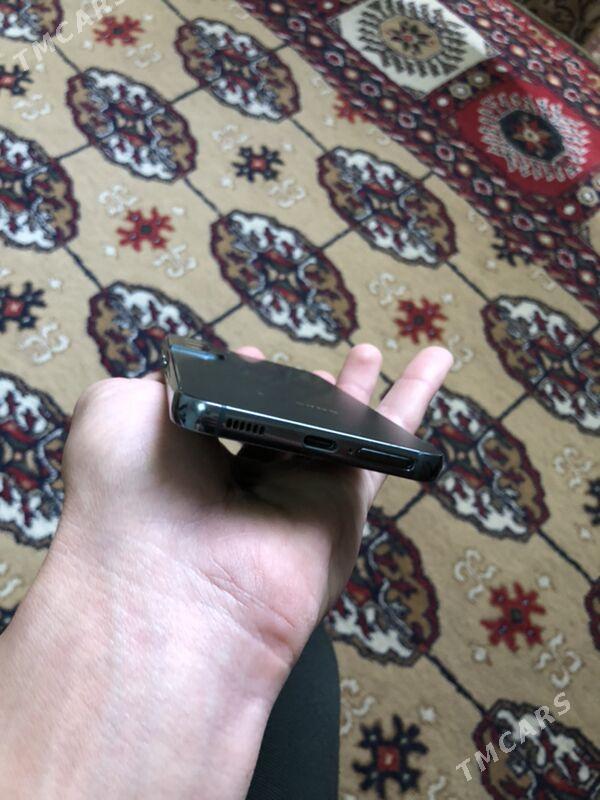 Samsung S22 - Mary - img 2