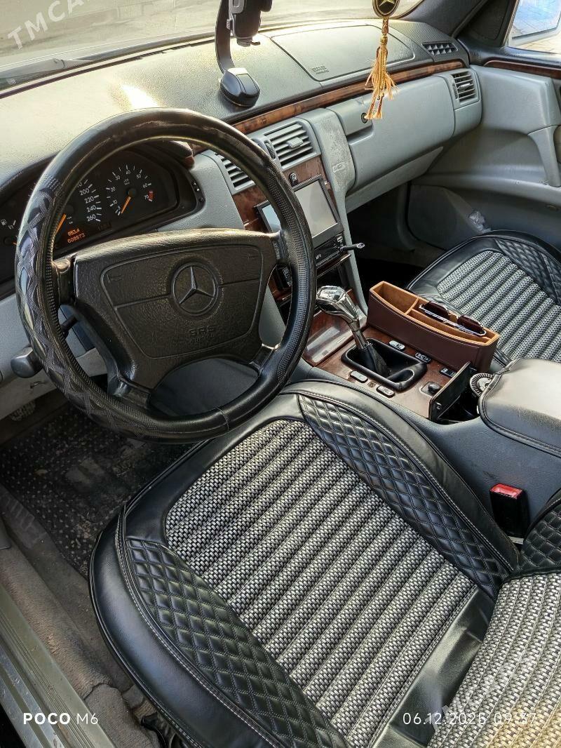 Mercedes-Benz E320 2000 - 90 000 TMT - Türkmenabat - img 4