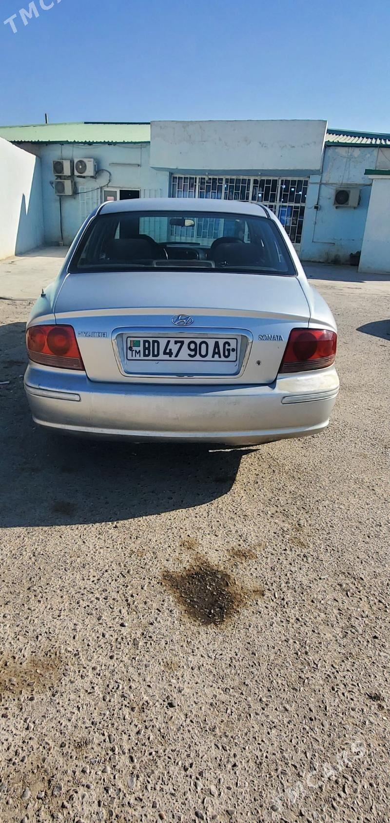 Hyundai Sonata 2004 - 70 000 TMT - Aşgabat - img 4