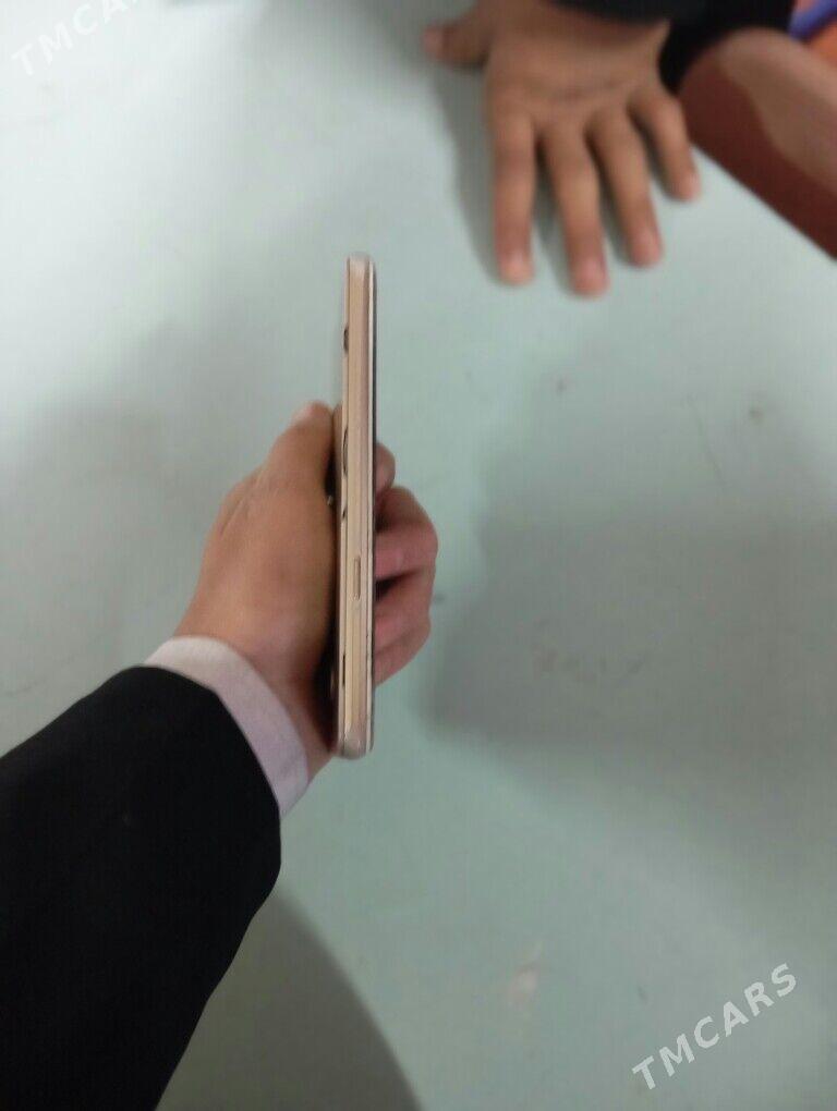 J3 pro - Дашогуз - img 4