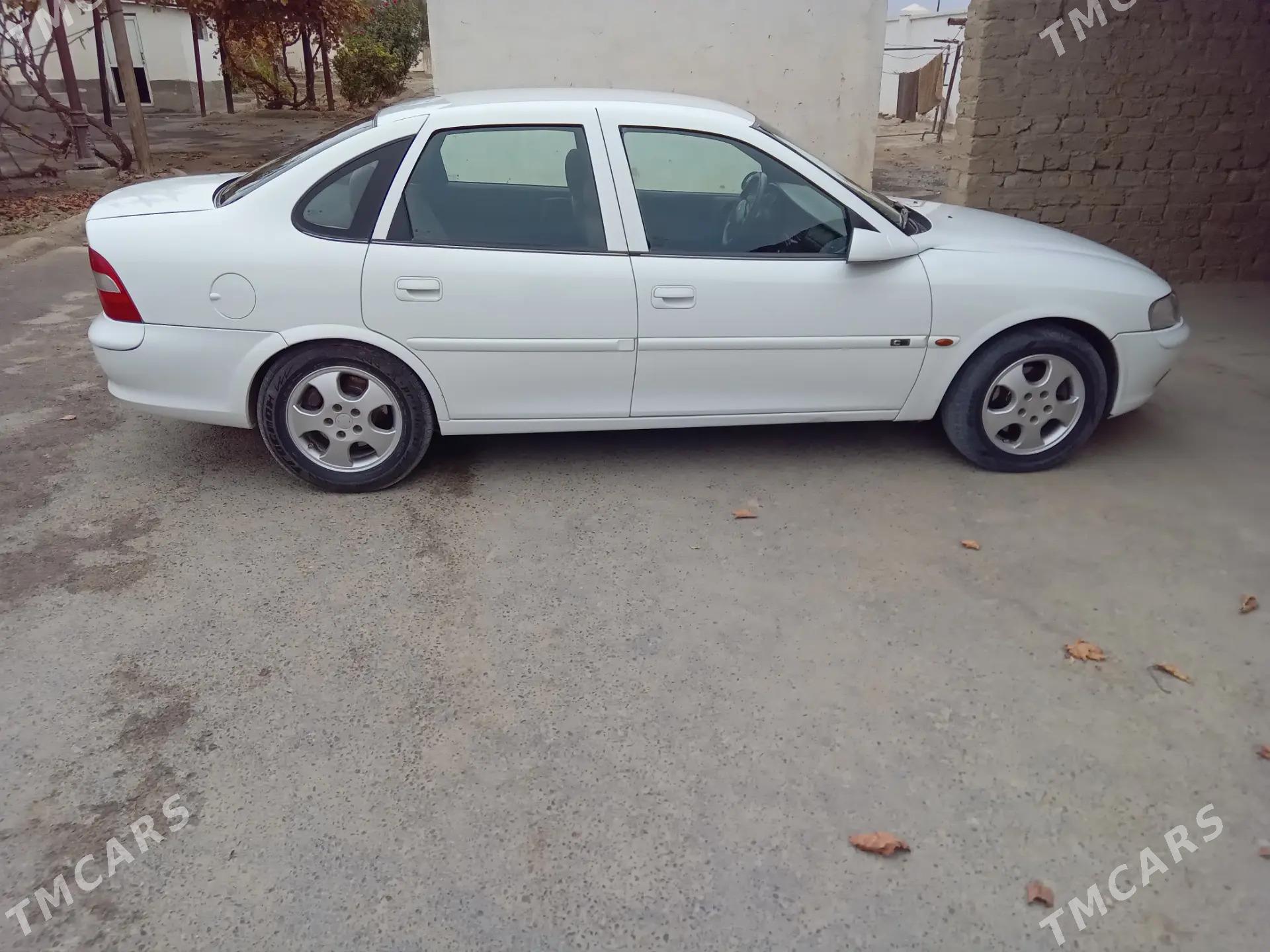 Opel Vectra 1998 - 70 000 TMT - Бахарден - img 2