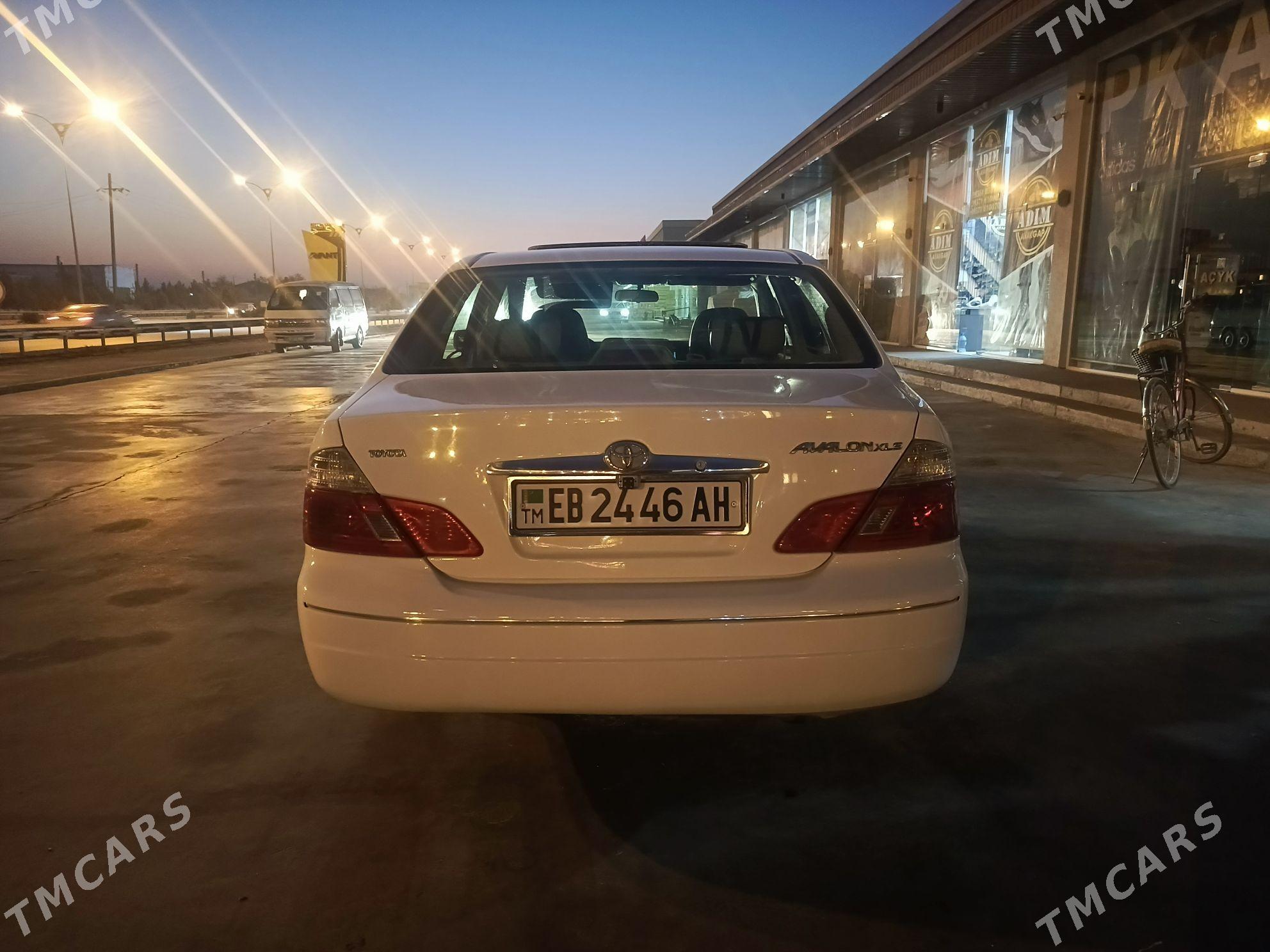 Toyota Avalon 2004 - 190 000 TMT - Мары - img 3