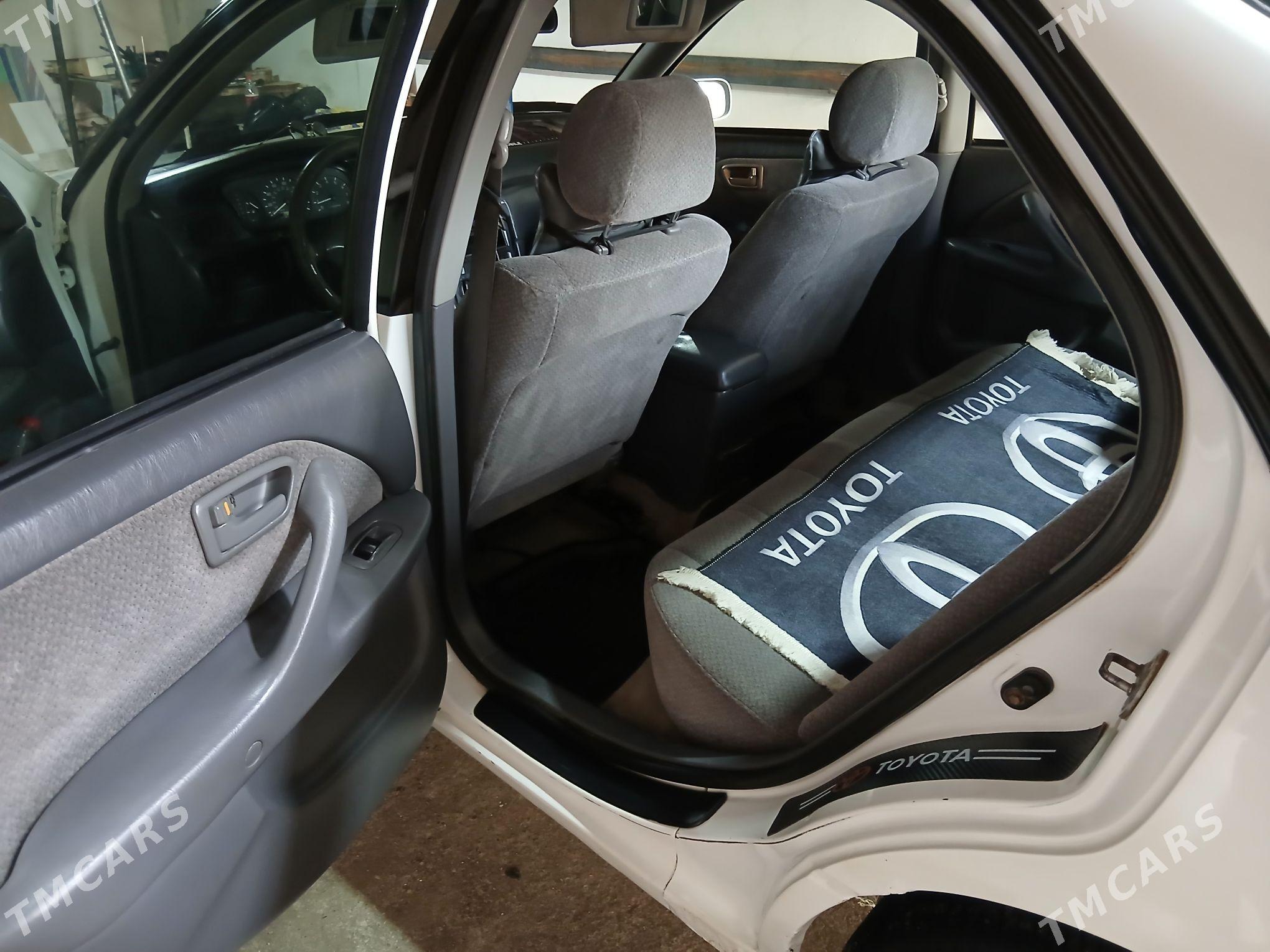 Toyota Camry 2000 - 130 000 TMT - Дашогуз - img 7