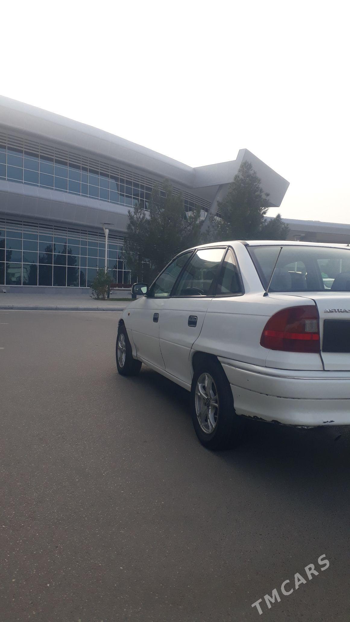 Opel Astra 1993 - 50 000 TMT - Tejen - img 6