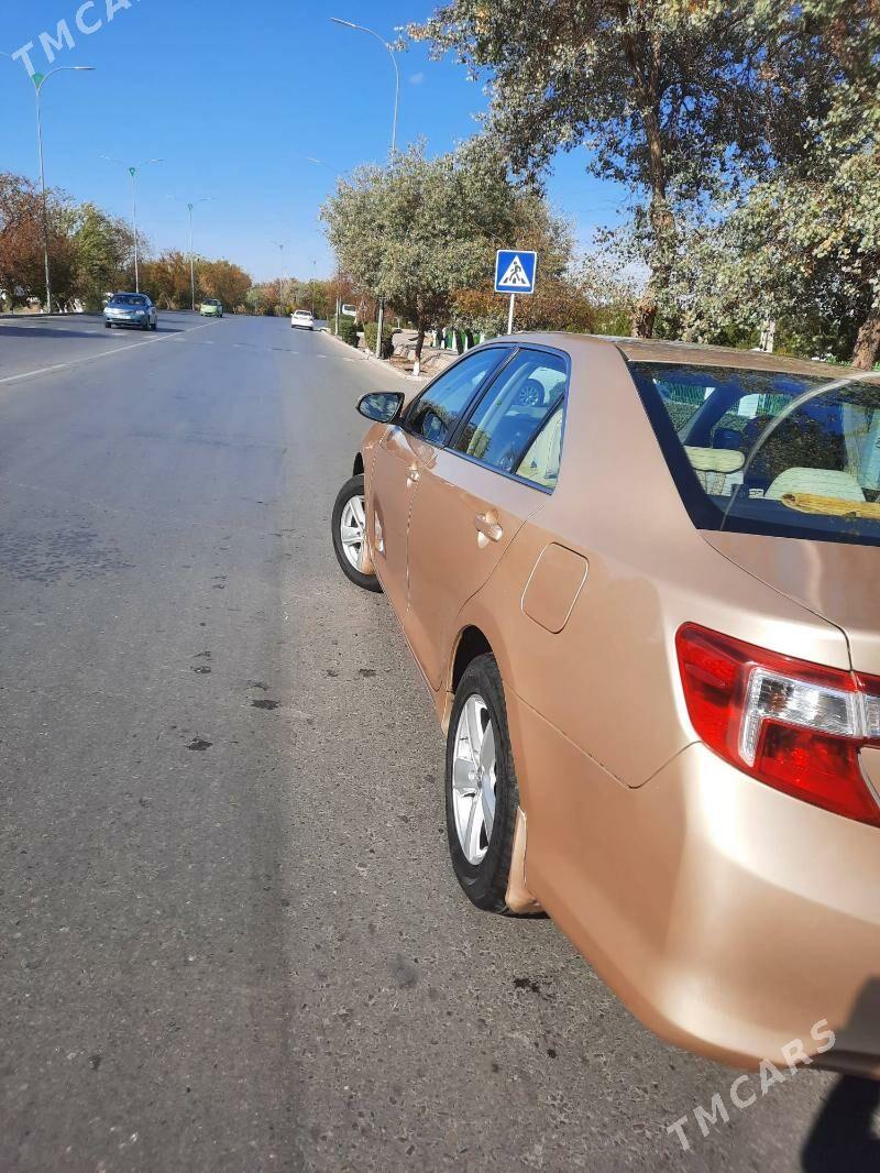 Toyota Camry 2012 - 200 000 TMT - Daşoguz - img 3