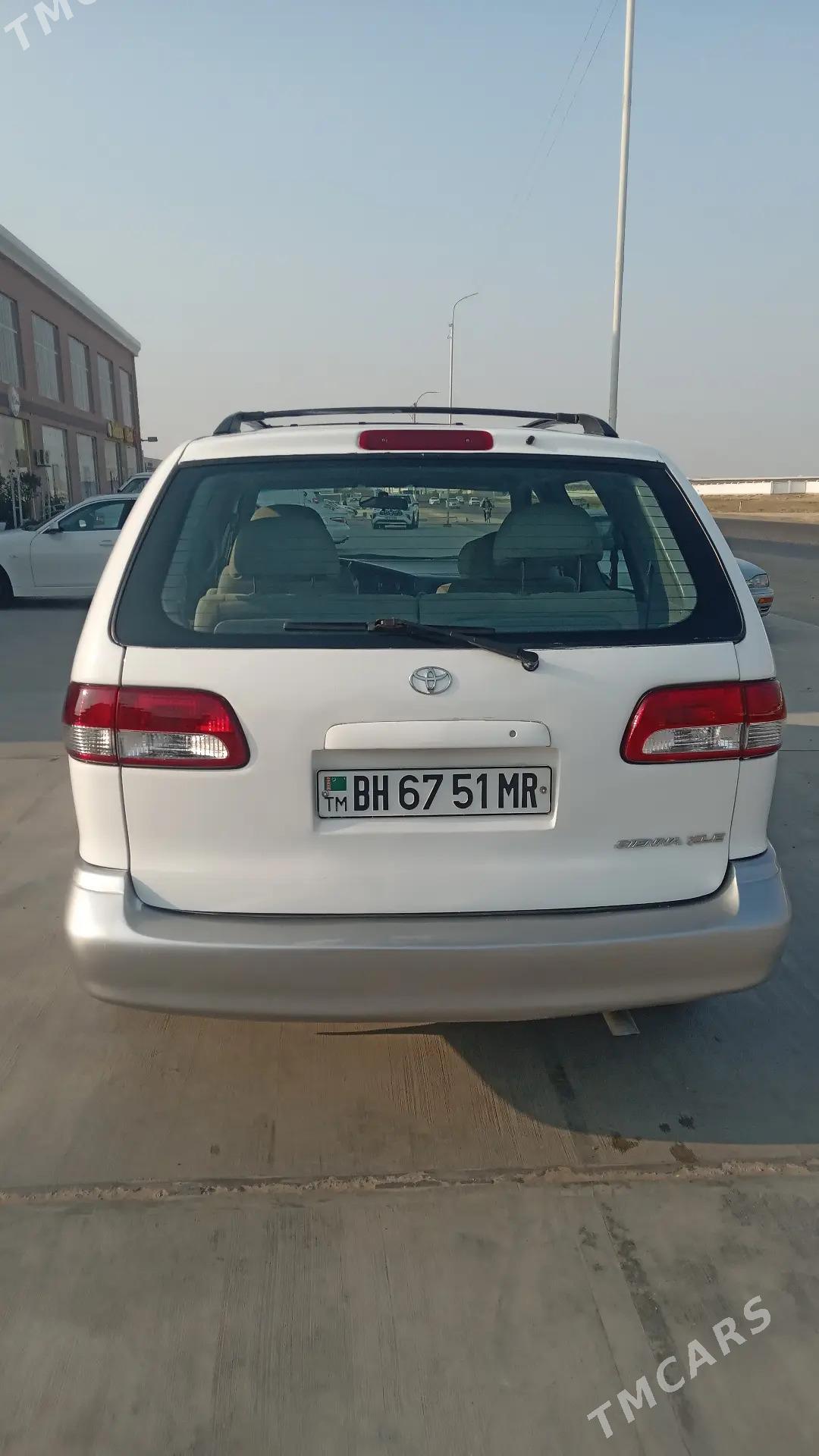 Toyota Sienna 2000 - 170 000 TMT - Мары - img 2