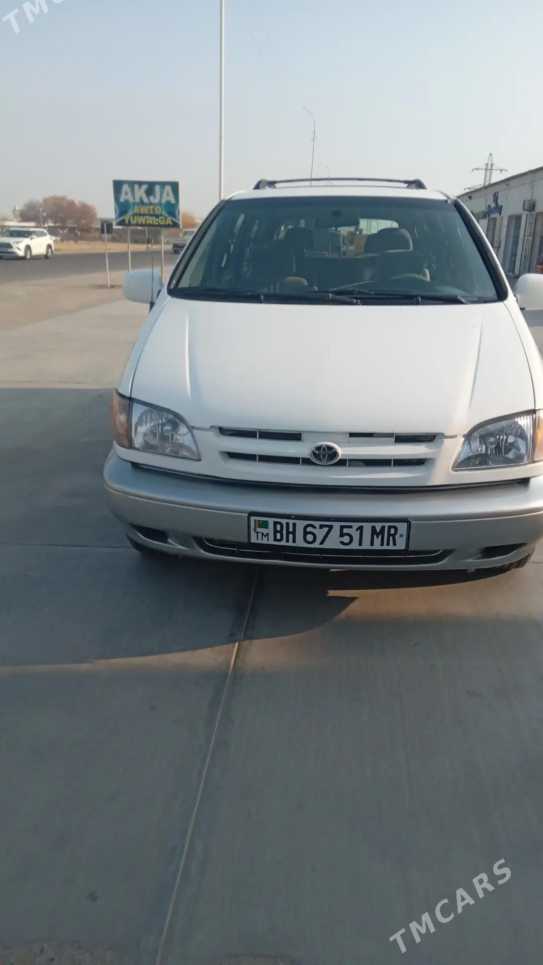 Toyota Sienna 2000 - 170 000 TMT - Мары - img 4